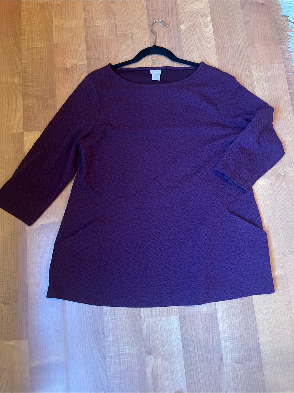 Chico's Textured Scoop-Neck Tunic in Deep Plum